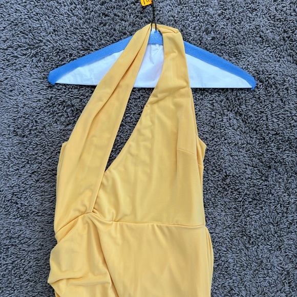 Michael Costello Yellow Gown - Picture 3 of 5